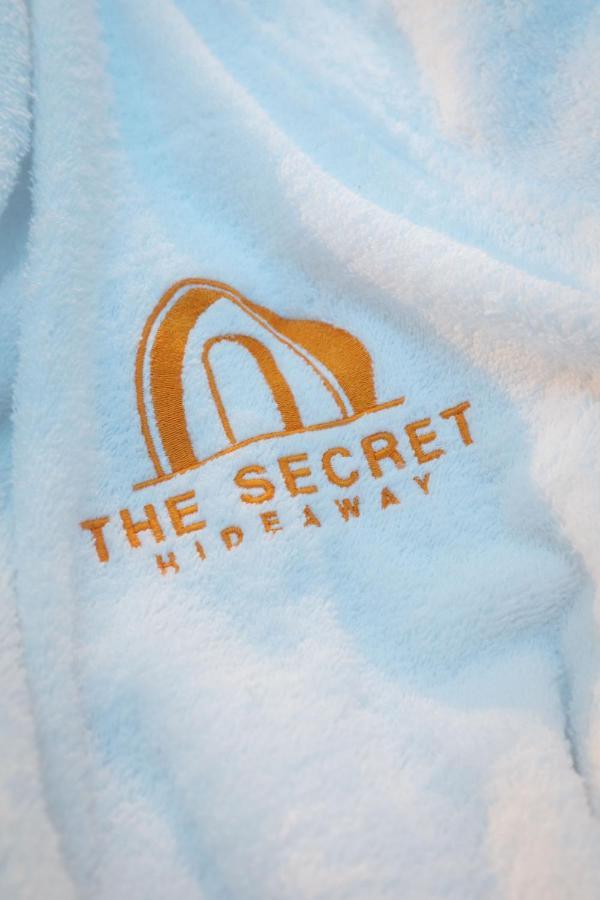 The Secret Hideaway Penicuik Exterior foto